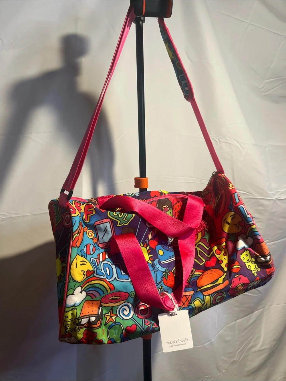 TOP TRENZ vibrant, multi-colored all Over doodle print duffel bag